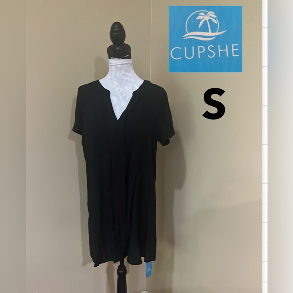 Cupshe Black T-Shirt Tunic swimsuit cover up size small